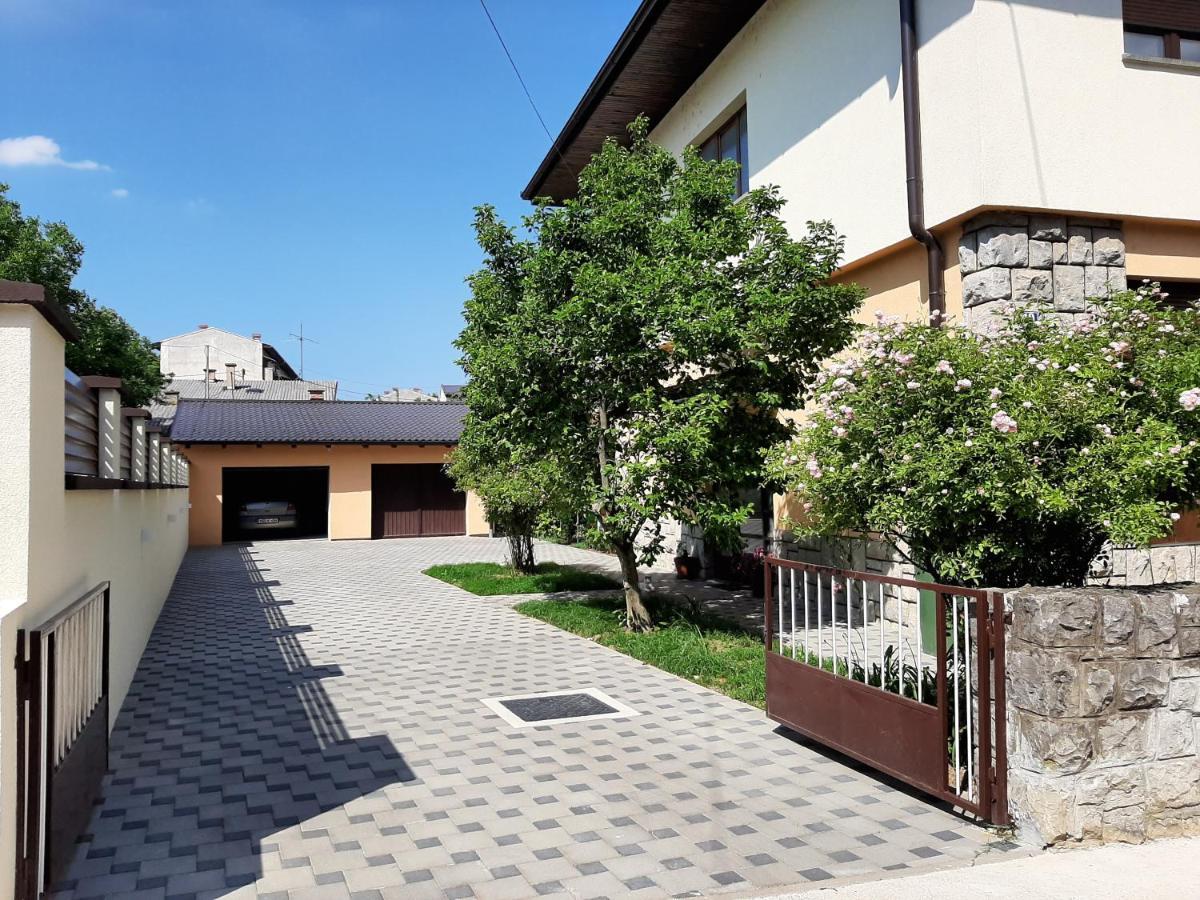 Magnolija Apartment Banja Luka Exterior photo